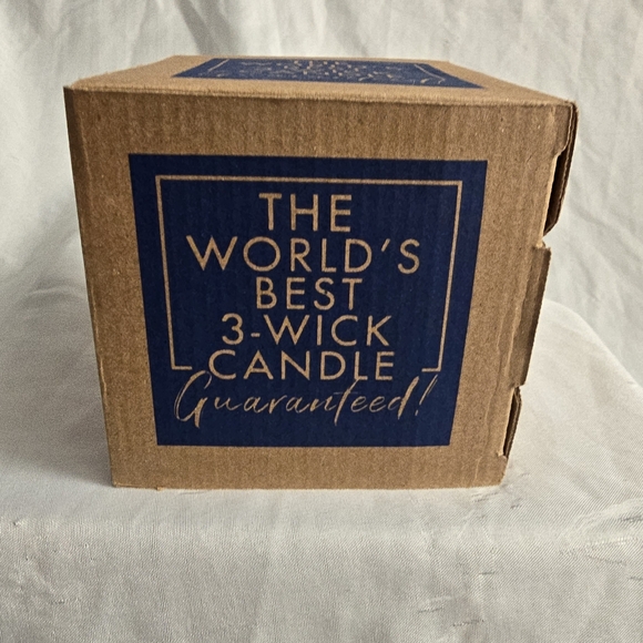 Candy Apple Cauldron 3 Wick Candle by Bath & Body Works Lenticular Effect Lid - Picture 11 of 11